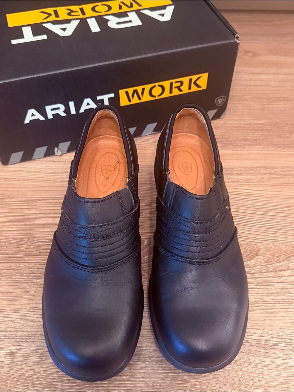 ARIAT - Black Slip-On Steel Toe Leather Work Clogs NEW Size 7.5 Wide